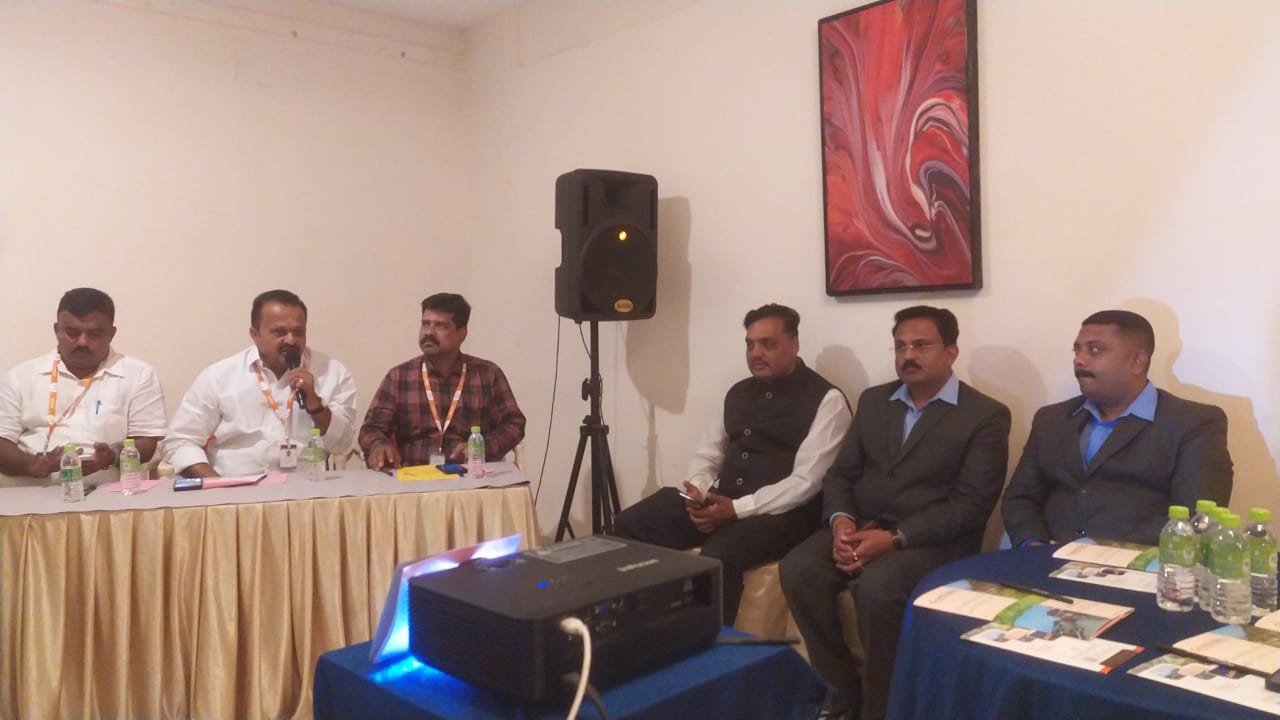  DEC 2022   MONTHLY MEETING @ HOTEL POPPYS-DEC 2022   MONTHLY MEETING @ HOTEL POPPYS